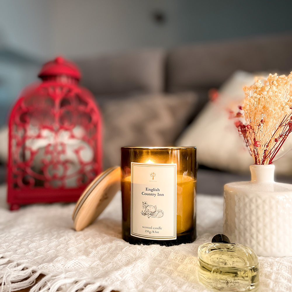 Hotel Scents Soy Wax Candle - English Country Inn