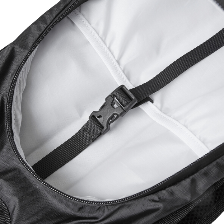 Running 15L Backpack (Black)