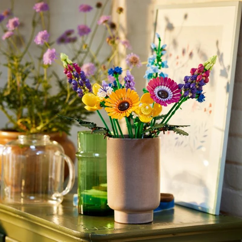 LEGO 10313 Wildflower Bouquet | Isetan KL Online Store
