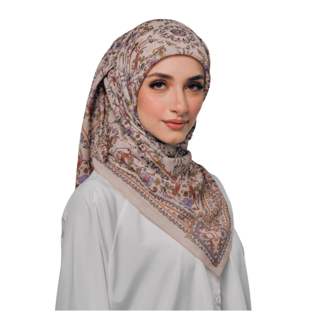 Majestica Printed Square