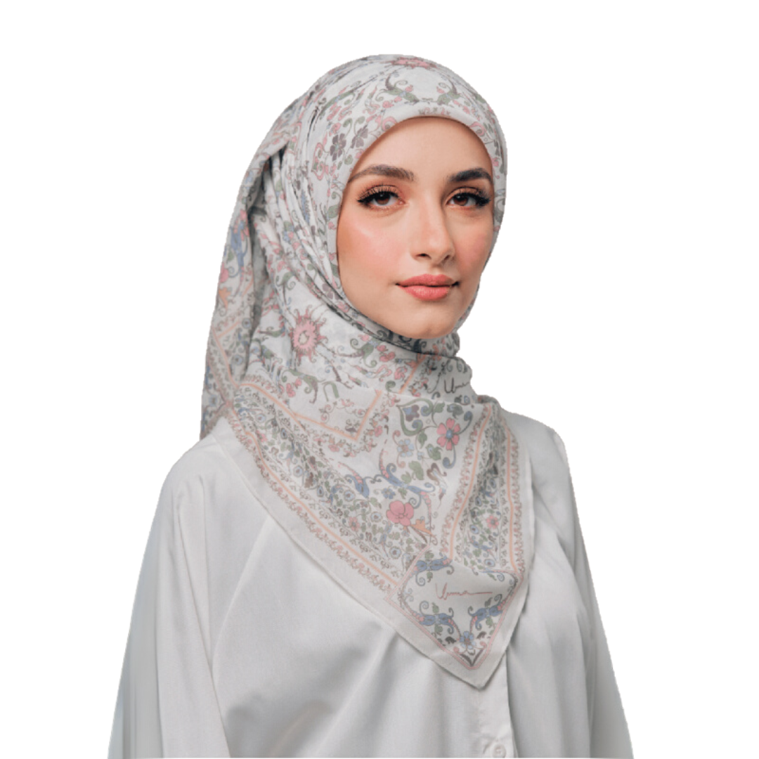 Majestica Printed Square