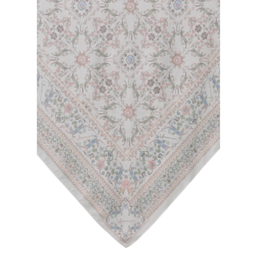 Majestica Printed Square