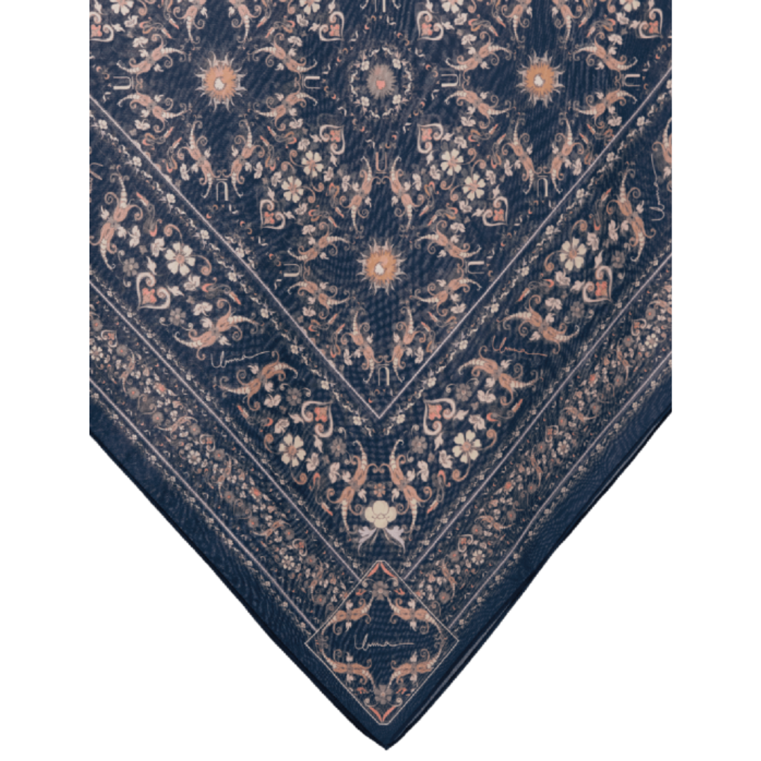 Majestica Printed Square