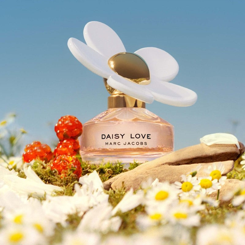 MARC JACOBS Daisy Love EDT | Isetan KL Online Store