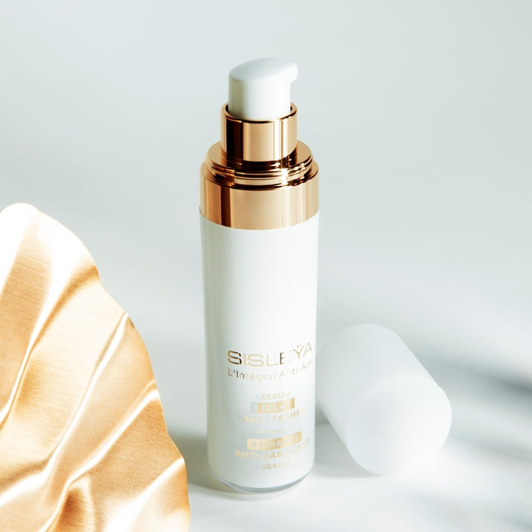SISLEY PARIS Sisleÿa L'Intégral Anti-Âge Radiance Anti-Dark Spot Serum 30ml