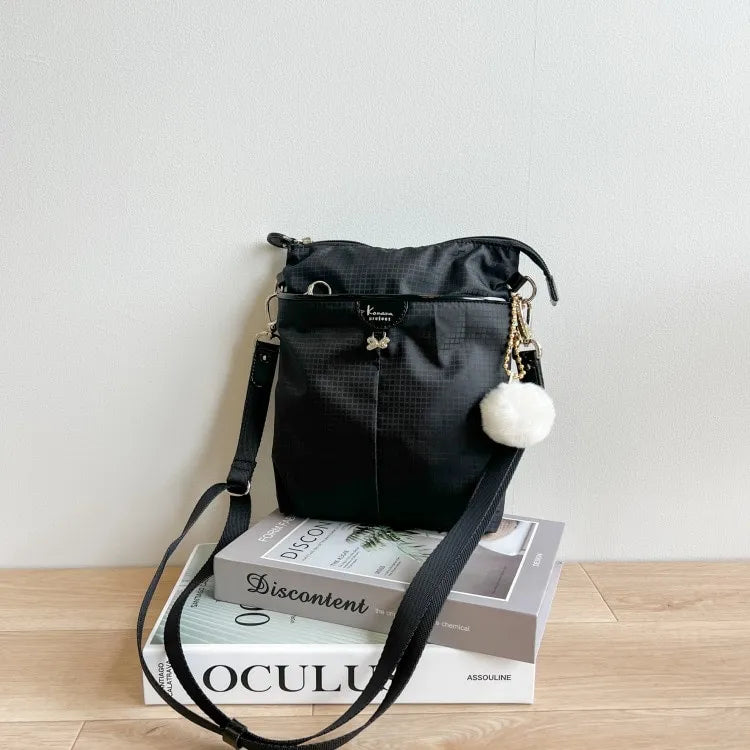 Cheri 17941 Crossbody Bag