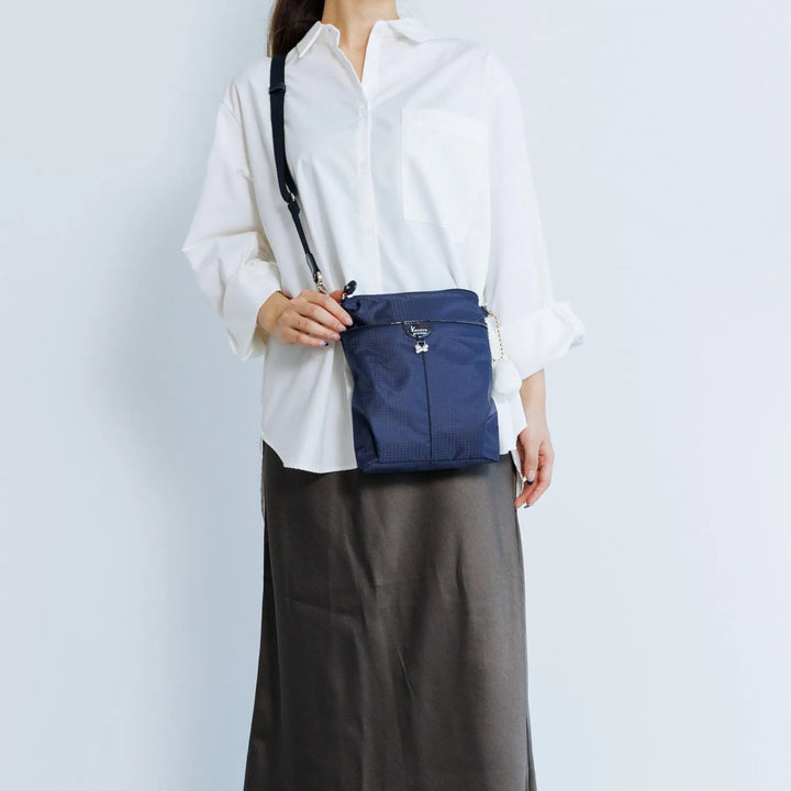 Cheri 17941 Crossbody Bag