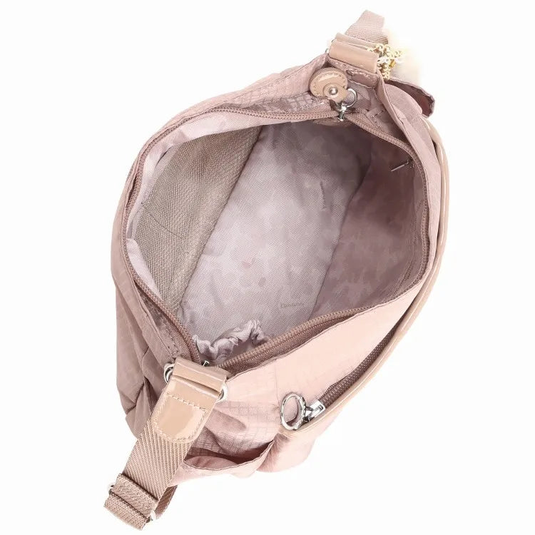 Cheri 17942 Crossbody Bag