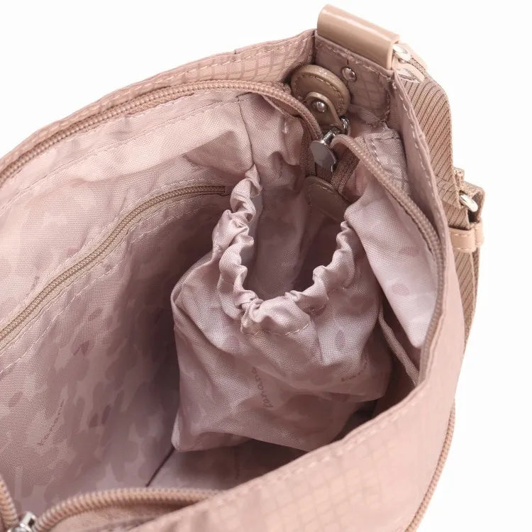 Cheri 17942 Crossbody Bag