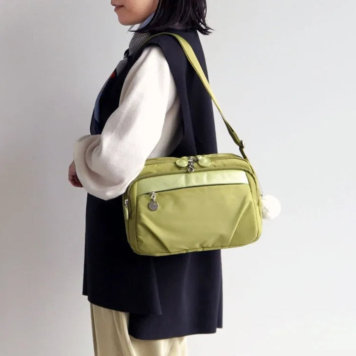 PJ1-4th 67642 Sling bag 4L