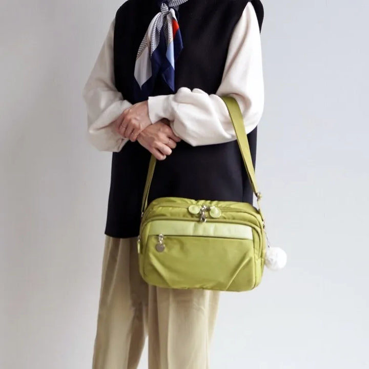 PJ1-4th 67642 Sling bag 4L