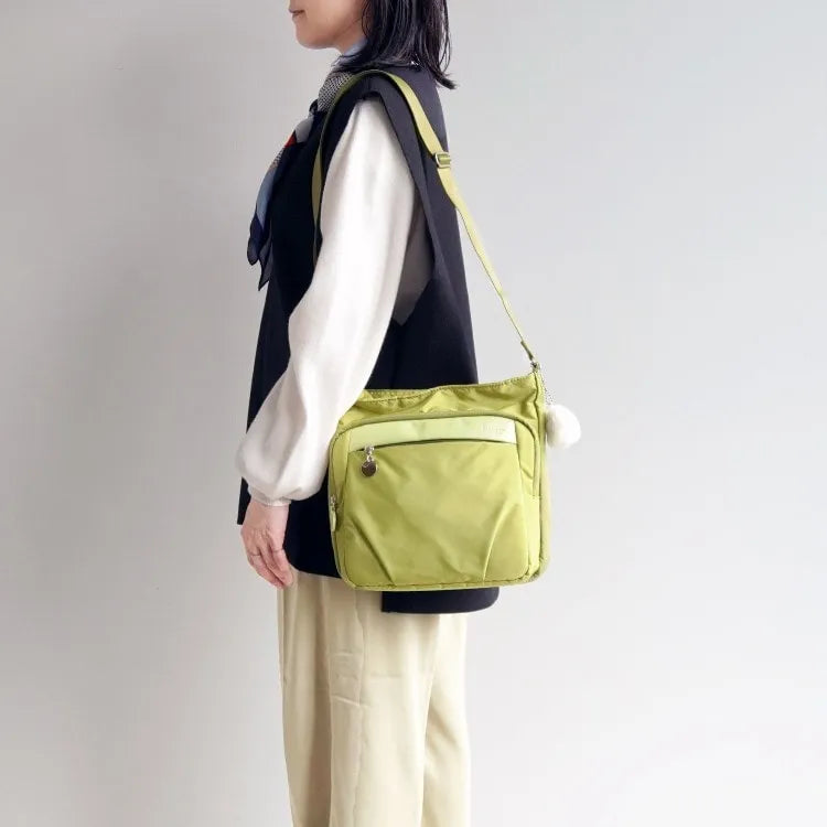 PJ1-4th 67643 Sling bag 6L