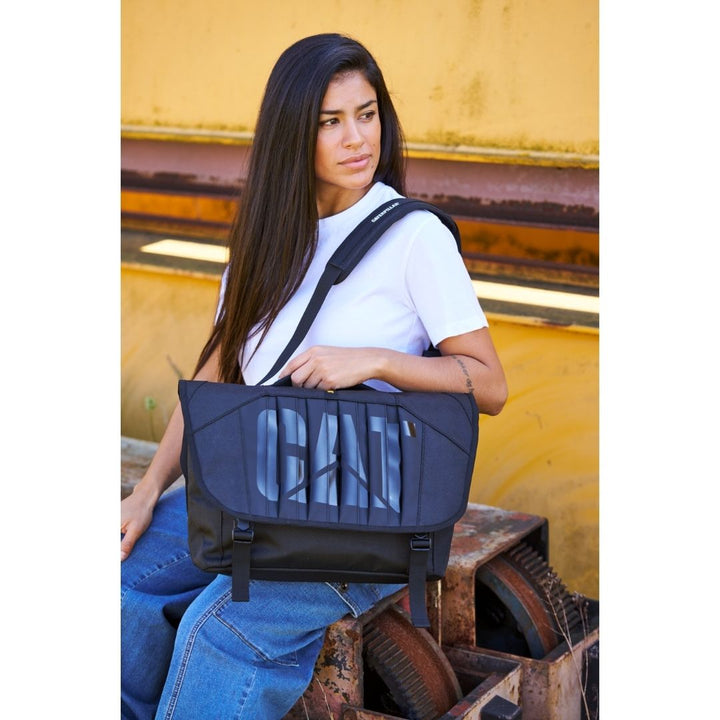Tech - United Messenger Bag