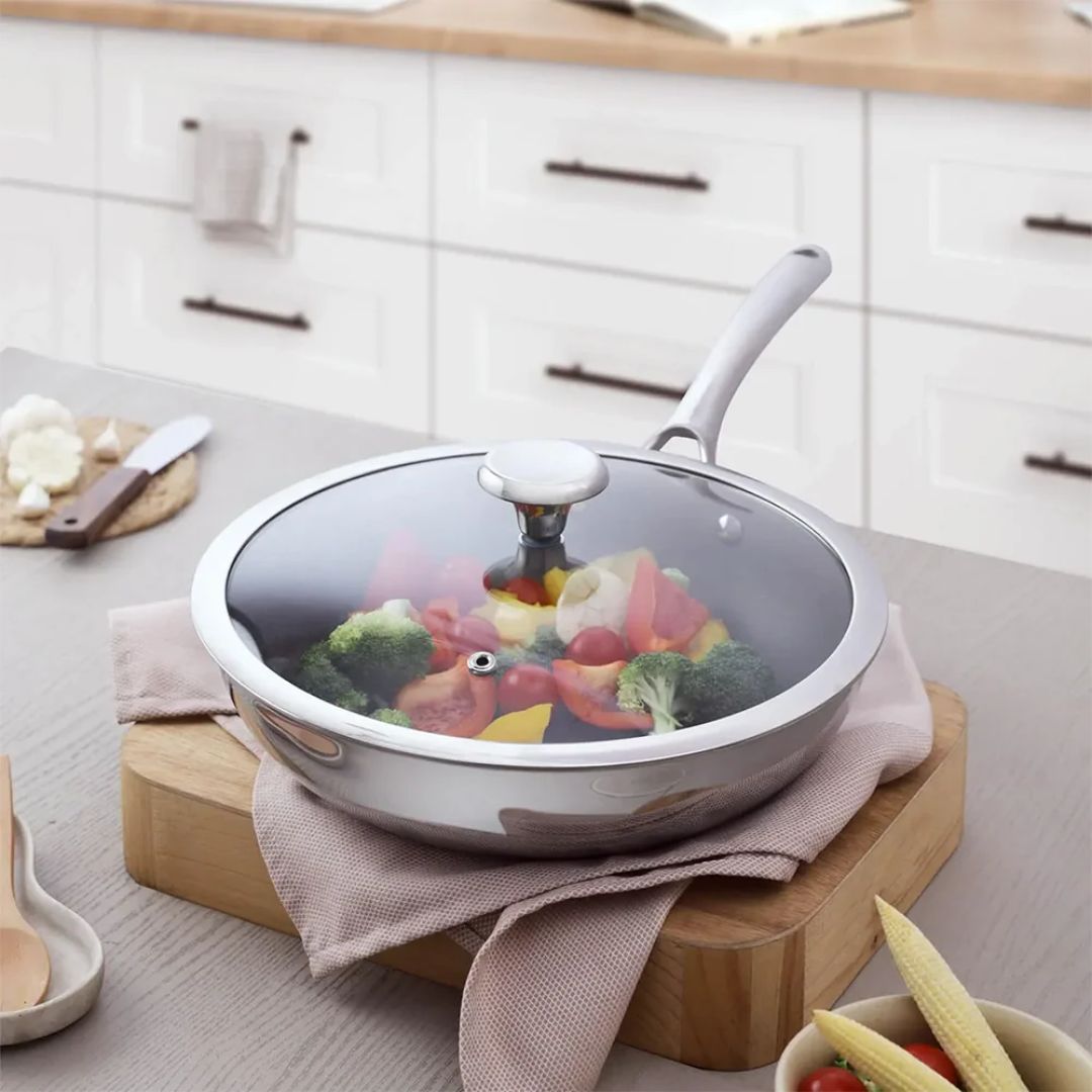 Duranano Uncoated Non-stick Stainless Steel Wokpan with Lid 28cm