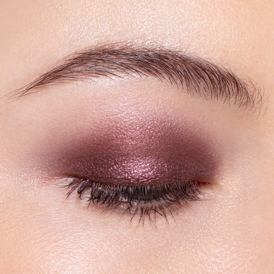 Luminescent Eye Shade