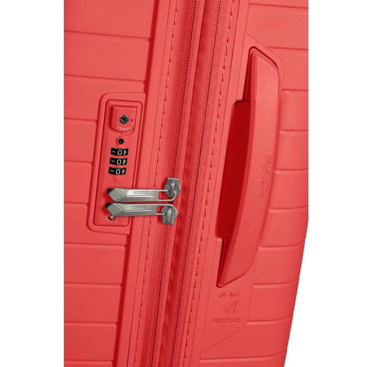 Fastforward Spinner Tsa Exp (Sunset Coral)