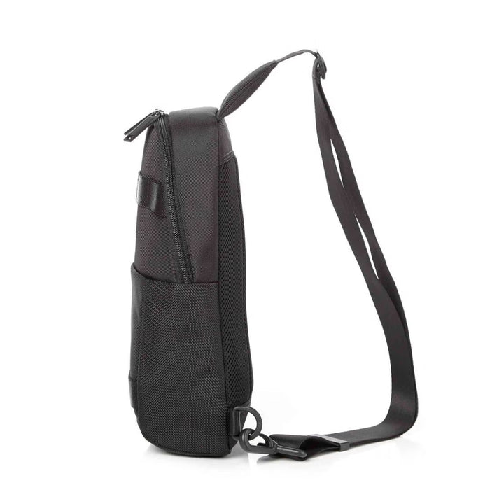 SAMSONITE RED Warfe Sling (Black) | Isetan KL Online Store