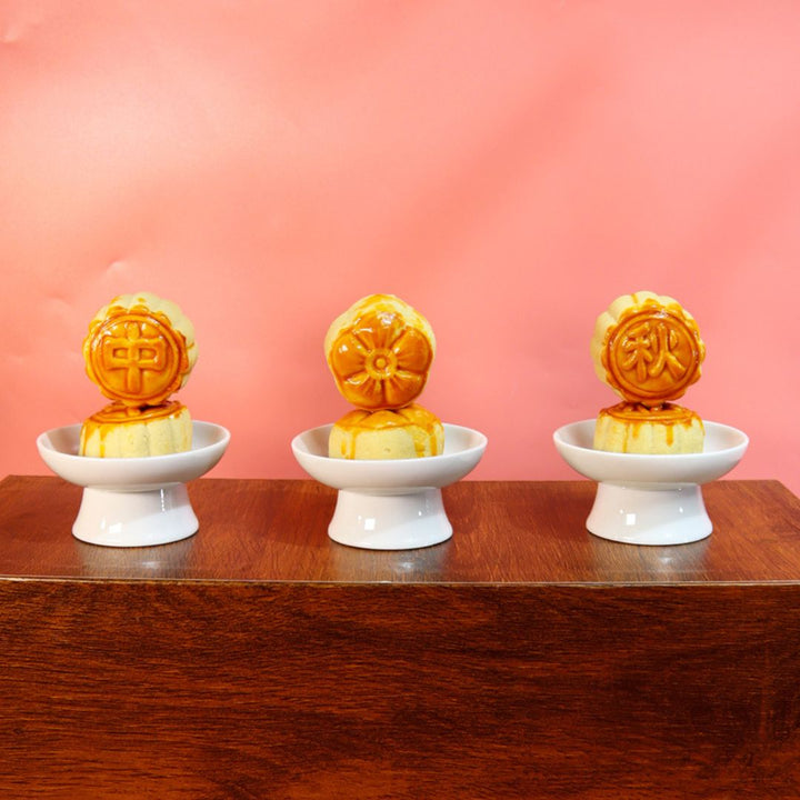 Pineapple Mooncake Set with Tea (7pcs)