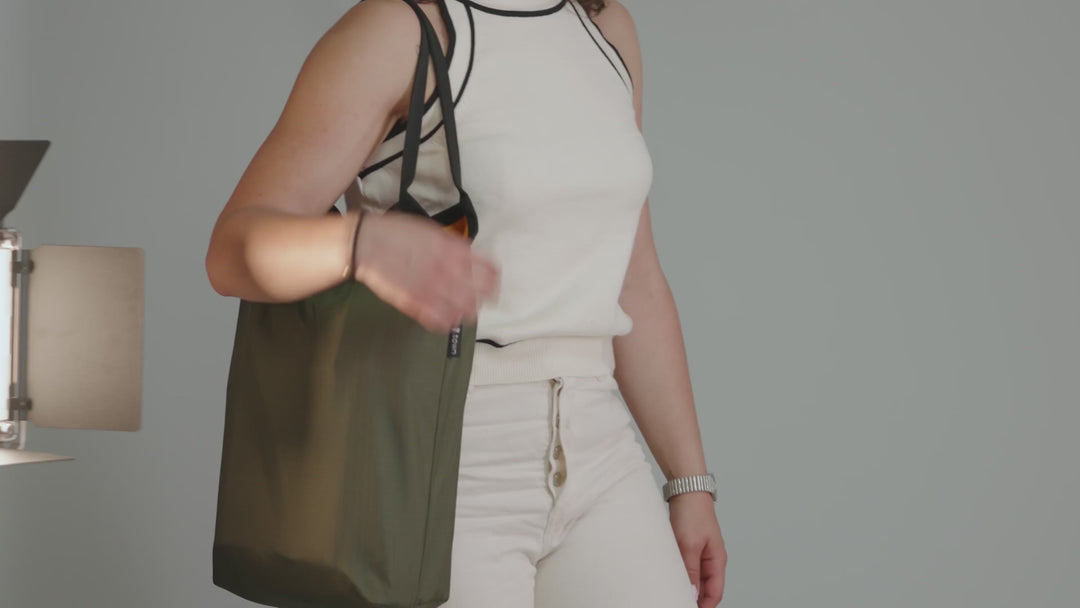 "Concorde" Reversible Tote (Red / Black)