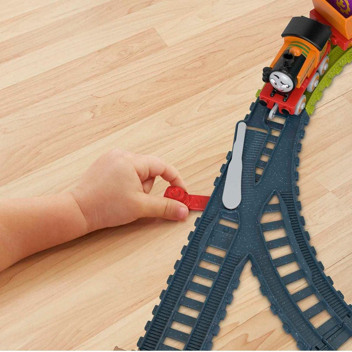 THOMAS & FRIENDS HGY82 Thomas & Friends Fisher Price Playset (Assortment) | Isetan KL Online Store
