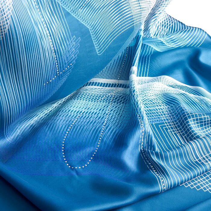 ELLE Dancing Elle Shawl (Marine Blue) | Isetan KL Online Store
