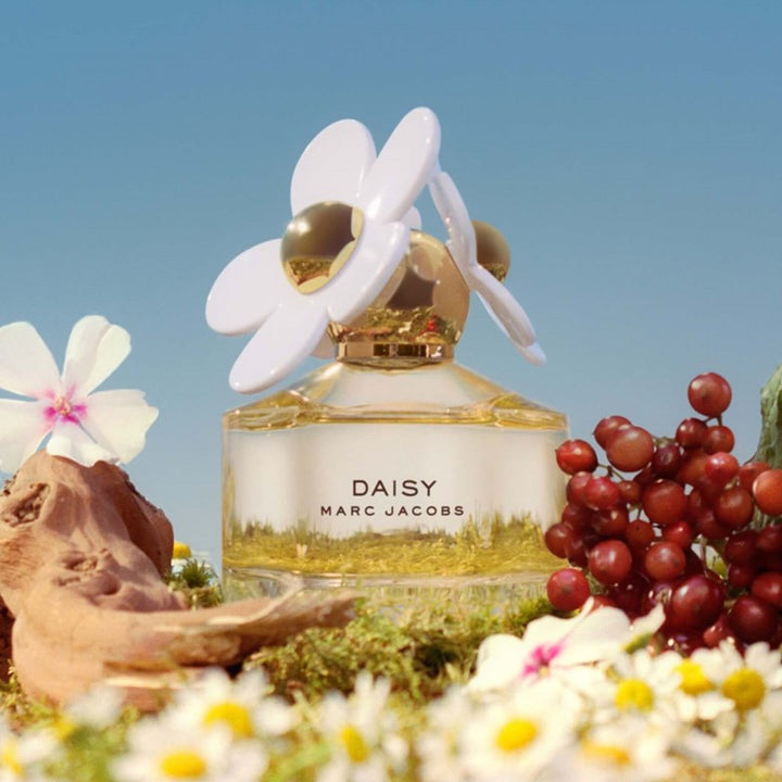 MARC JACOBS Daisy EDT | Isetan KL Online Store
