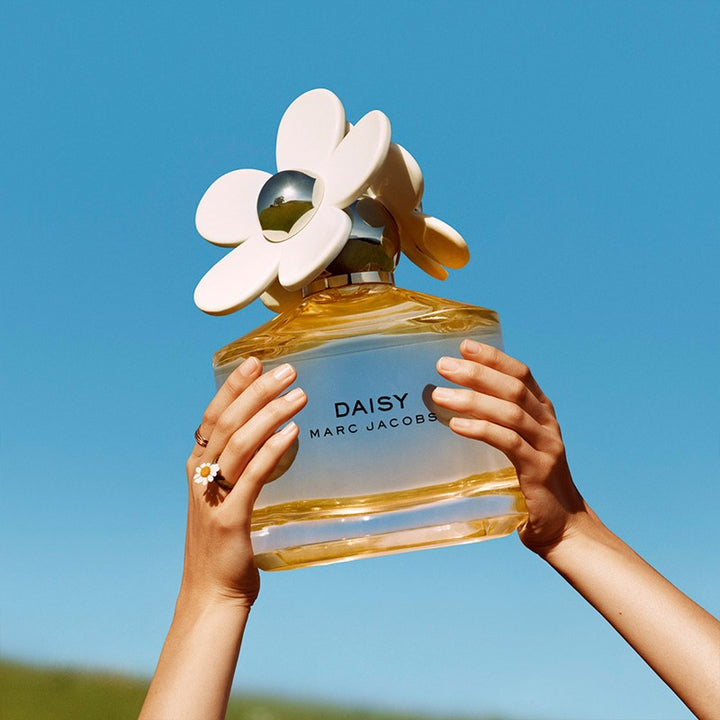 MARC JACOBS Daisy EDT | Isetan KL Online Store
