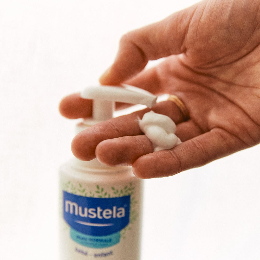 MUSTELA Hydra Bebe Body Lotion With Organically Farmed Avocado 300Ml | Isetan KL Online Store